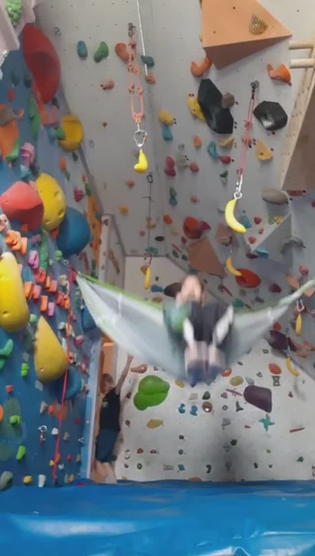 WhatsApp Video 2025-05-18 at 17.31.50