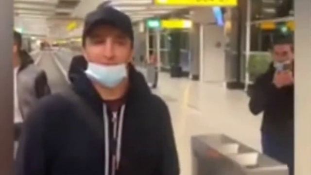 Сборную России по вольной борьбе задержали в Голланди