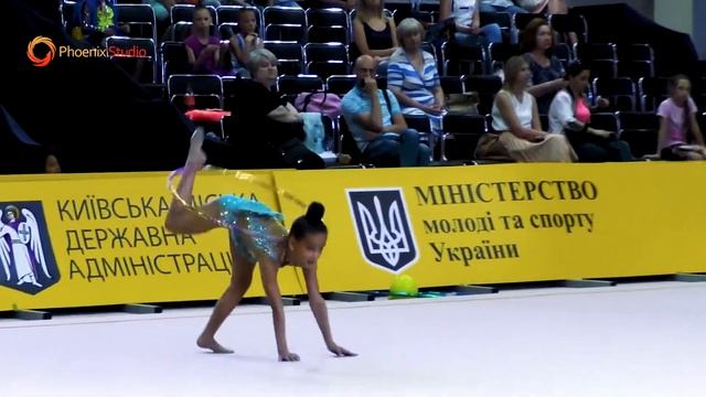 Кравчина Анастасия 2009 Обруч - PhoenixStudio