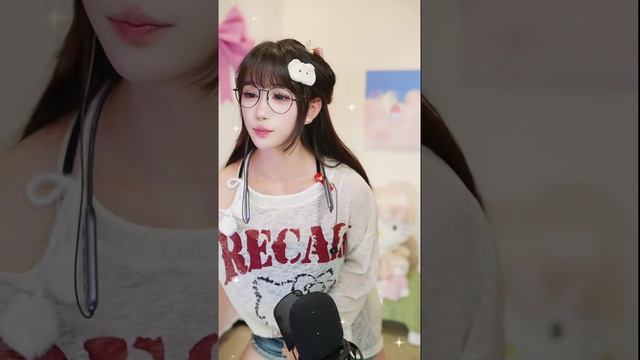 Live JIANG JIANG ( 酱酱呀jiang) 18.05.2025 22:43 China time no chat version