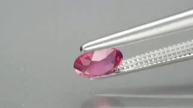 Рубин 0,42 карата овал 5,1х3,9 мм на сайте www.nvovkjewelry.com.ua #Shorts