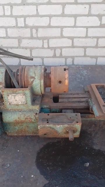 Токарный станок ( ТВ 16 )с металлоприемки )