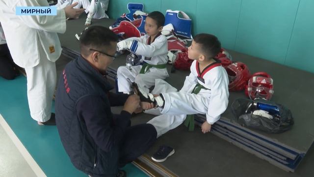 Три десятка наград разыграли на первых республиканск?