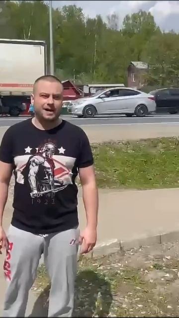 Обстановка в деревне Сахарово, где расположен гигантский миграционный центр !!!