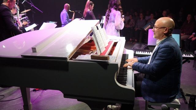 "Лётный Сезон" фантазия на тему Norwegian Wood . Концерт в Ермоловский+Jazz.