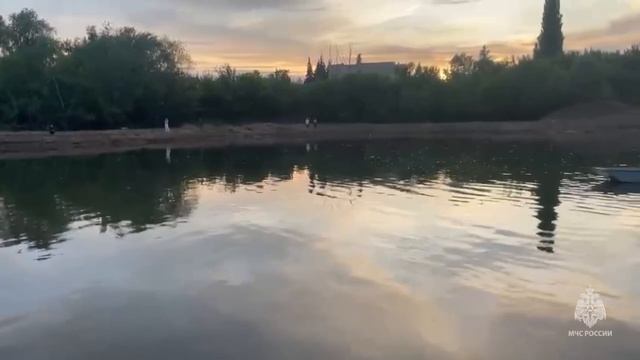 Трагедия в Стерлитамаке: ребенок пропал под водой, мать в истерике