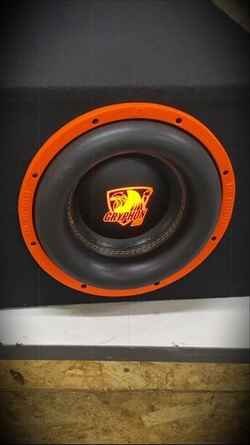 Короб своими руками и обзор саба Gryphon Pro 10 V.3 SE  DL audio  от Нищего