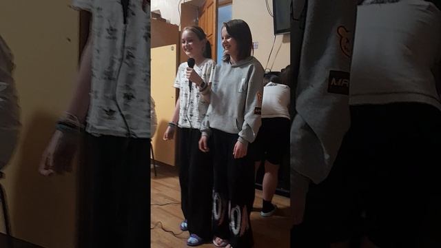 Рокси и Чика самый лучшие подруги