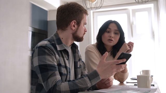 Почему замужние чаще дают?