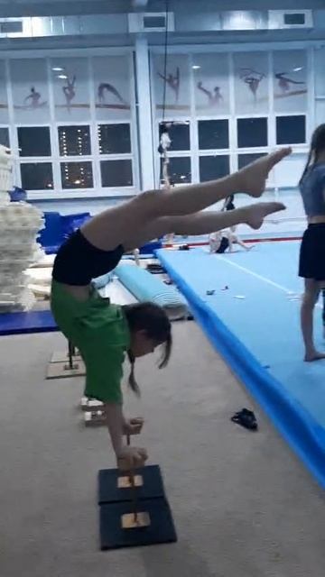 WhatsApp Video 2025-05-18 at 17.32.40