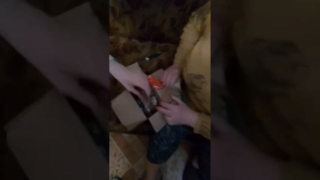 Бабушка пробует Пряничную марку