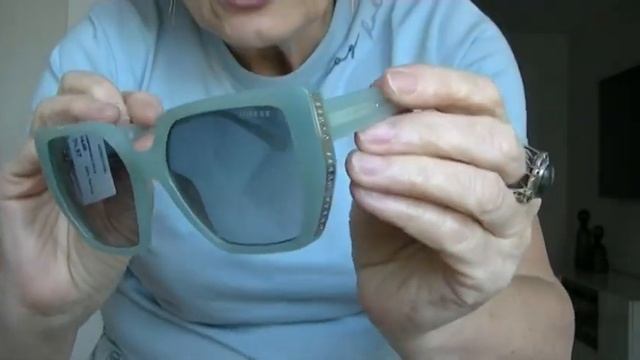 #1037  GUESS 54mm Butterfly Sunglasses  3200  без  пересылки