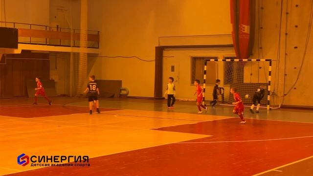 ФУТБОЛ/Чемпионат города Красноярска/11 тур/Синергия - Ячемпион