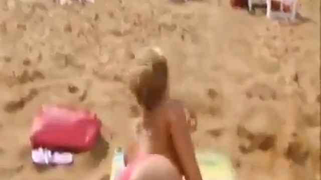 Девушка мяч подайте...
