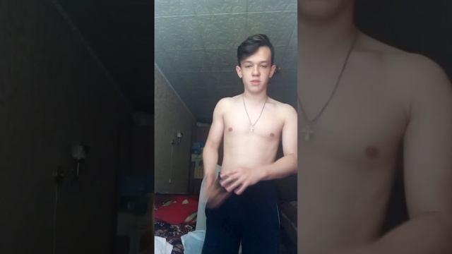 Сжимаю бублик-эспандер
