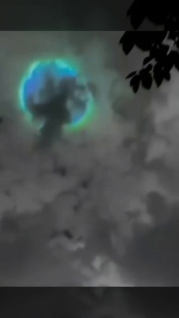 👀