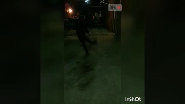 Удары/чуть не сломал штангу