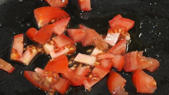 Фриттата с помидорами и зеленью