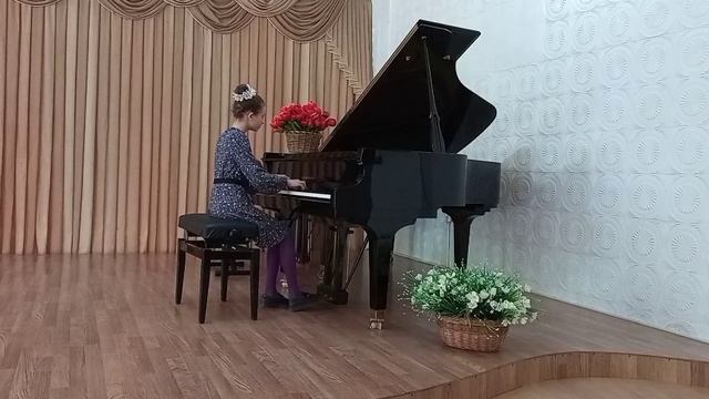 Кузнецова Софья, Парцхаладзе М. Танец, A- dur. Преп. Андреева Т. М.
