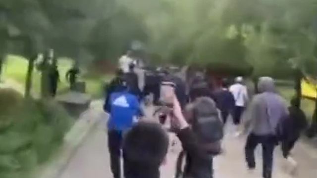 ПОЛИЦИЯ ПРЕСЕКЛА ПОДРОСТКОВУЮ СУЕТУ В ДАГЕСТАНЕ

Сотрудники МВД оперативно задержали зачинщиков