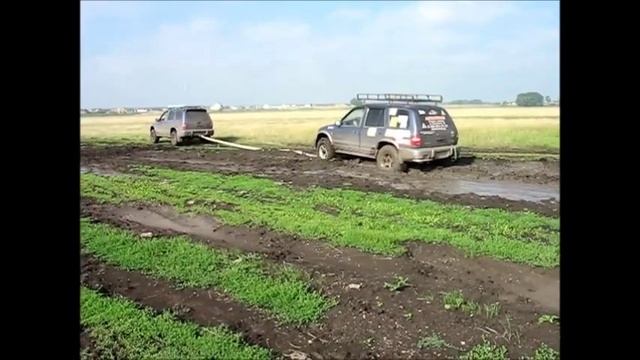Работа динамической стропы, вытаскиваем Kia Sportage