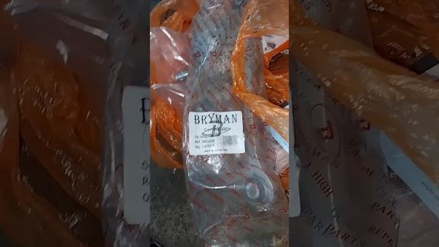 MERCEDES W140 3.2L ПОМПА ПРОКЛАДКА СТАКАНА МАСЛЯНОГО.