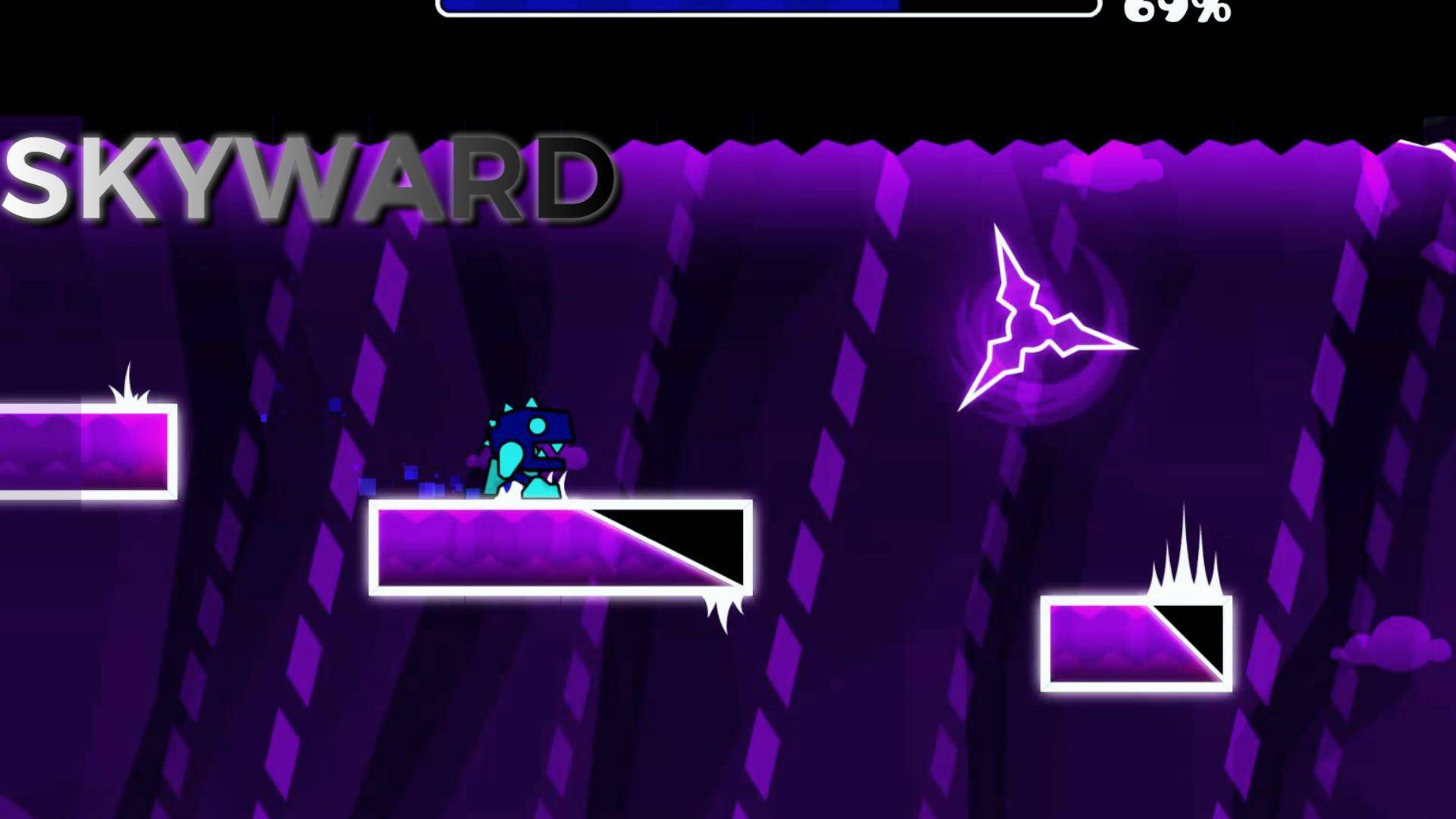 прохожу SKYWARD by CHAOS в geometry dash