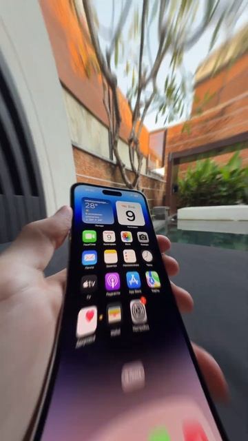 Стоит ли выбирать iPhone 14 Pro Max в 2025 📲