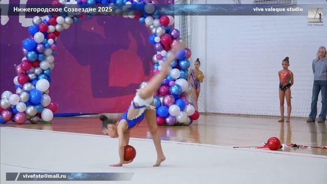 Нугманова Альмира выступление с мячом