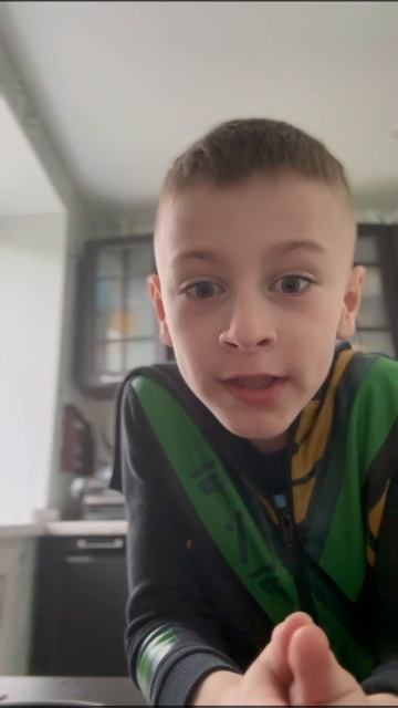 Я поехал на поезде, чтобы танцевать