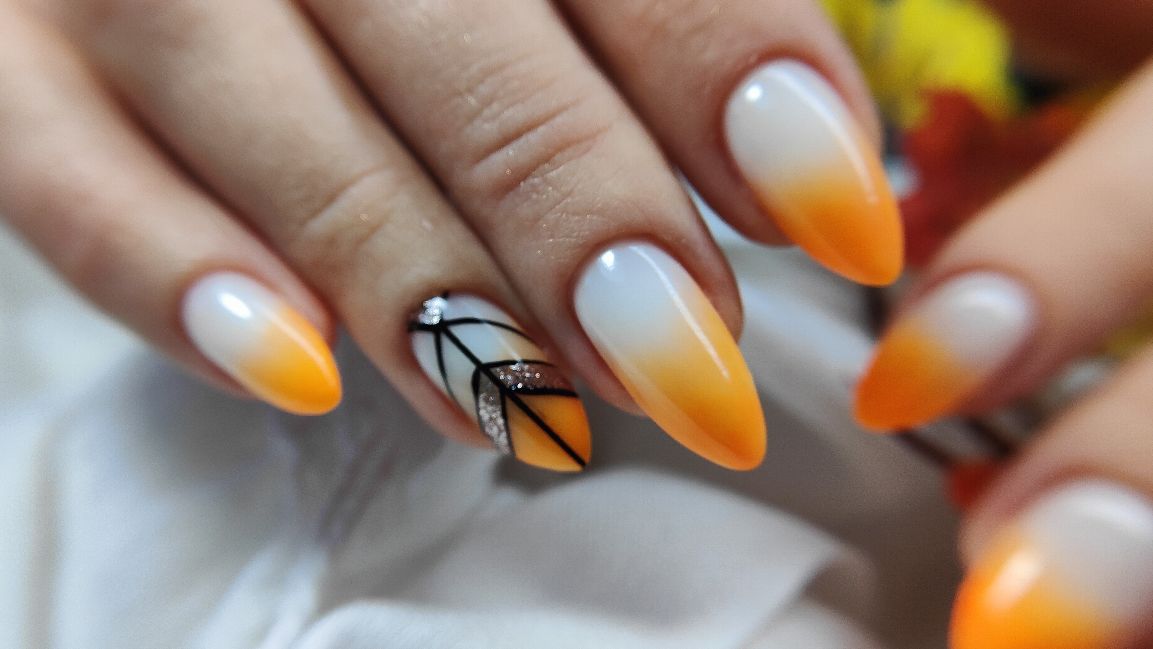 Вы ещё работаете базами?! 👉 Жидкие полигели Agent Nail и светоотражающие гели 👍