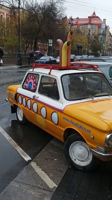 Yellow Submarine в Петербурге
