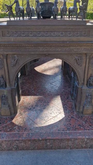 Выставка «Петербург в миниатюре» в Александровском парке