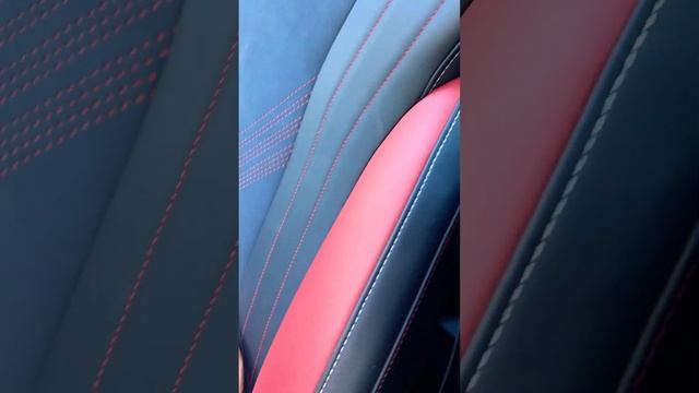 ГЛАВНЫЙ МИНУС САЛОНА НОВОГО GEELY COOLRAY РЕСТАЙЛИНГ ИЗНОС И КАЧЕСТВО КИТАЙСКОГО ДЕРМАНТИНА
