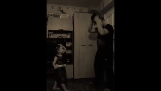 Танец с дочкой
