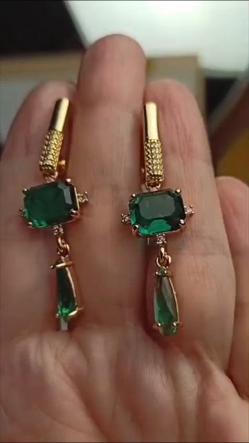 Серьги.