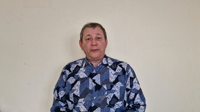 актёр Игорь Карпиевич
