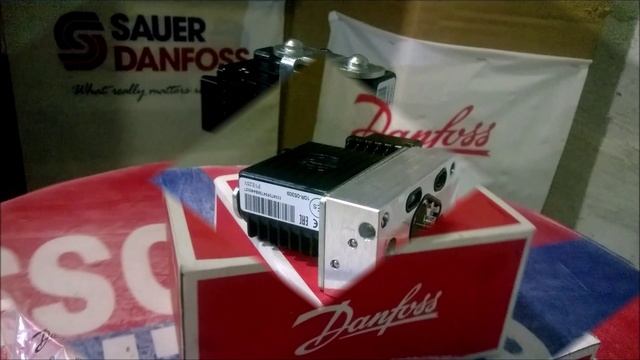 Блок Электроуправления 11166829 Наличие PVEM 1x4 DIN 11 V ‒ 32 V PVG32 Danfoss Power Solutions