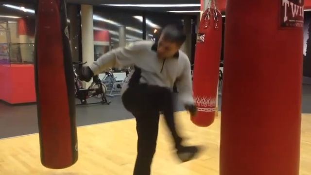 Karate kicks/Удары ногами в карате