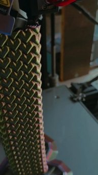 Меч катана из пластика PLA завершающий момент печати