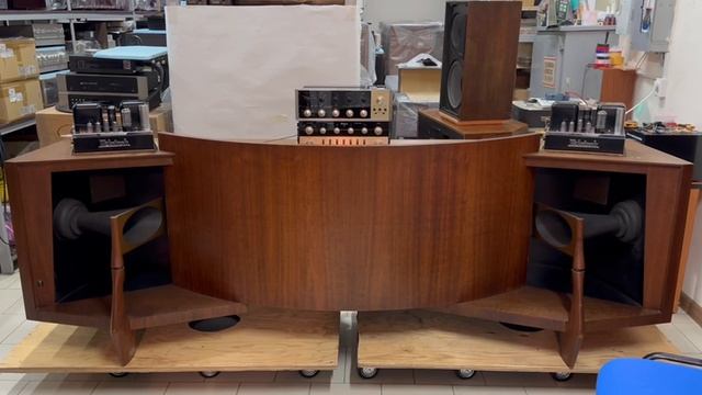 Напольная акустика JBL C44 Paragon