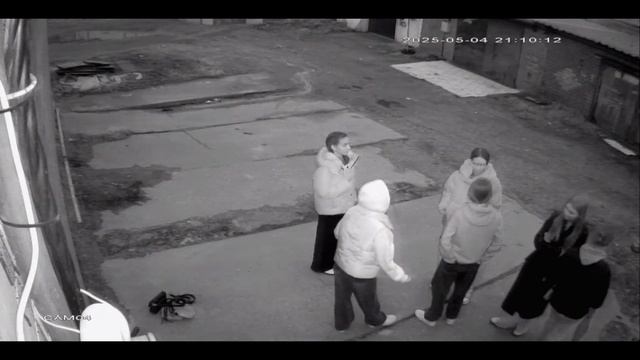 Разборка у  БОЧКИ