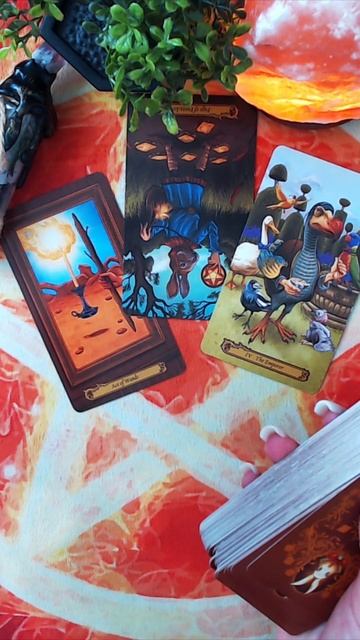 ЧТО ОН НИКОГДА ТЕБЕ НЕ ПРОСТИТ! Таро. Расклад. Гадание   #таро  #tarot #гадание