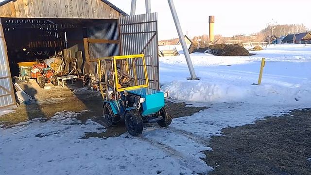 Кабина для минитрактора🚜1000001355.mp4