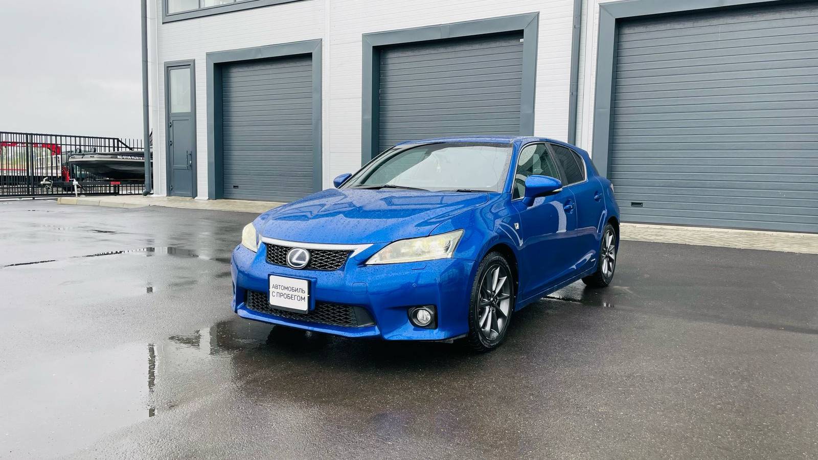 Lexus CT200h, 2012 год