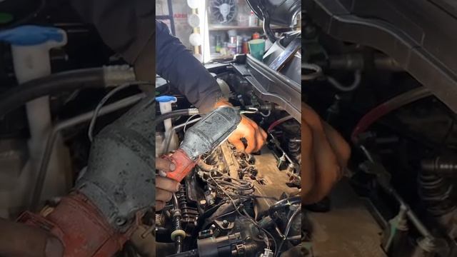 Замена грм на Geely coolray Двигатель bhe 15 efz.