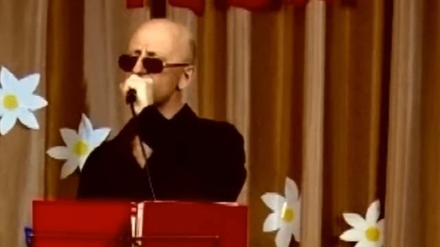 С ПРАЗДНИКОМ 8 МАРТА! ТРИ ЛУЧШИЕ ПЕСНИ ДЛЯ ЖЕНЩИН.