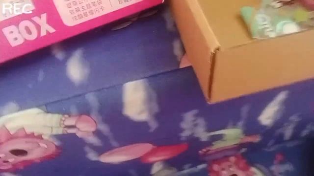 #распаковка #бокс всем привет Я новый ютубер распаковк