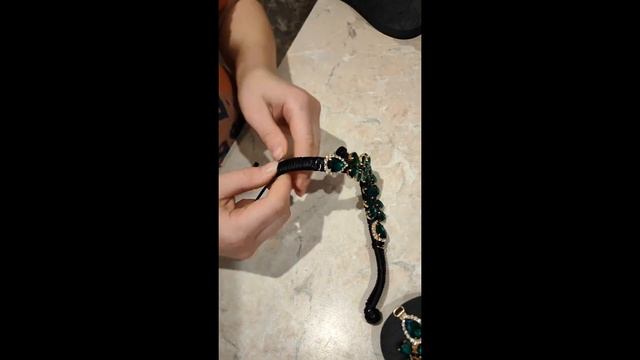 М.К сланцев со стразами, ручной работы. Li.Ra