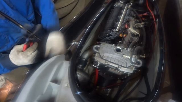 Замена масла в гидроцикле Yamaha VX Cruiser 1100